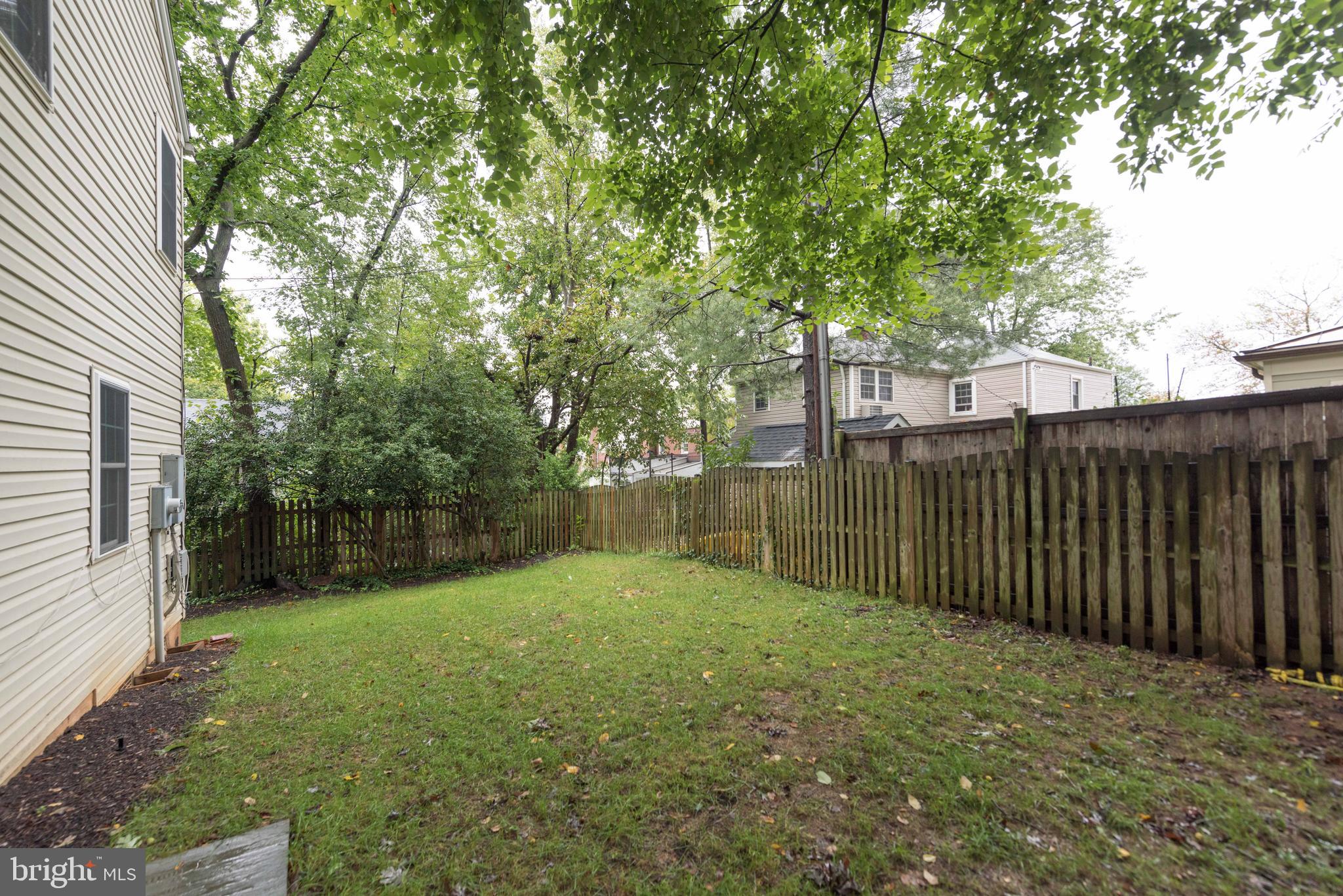 1524 N KENTUCKY STREET