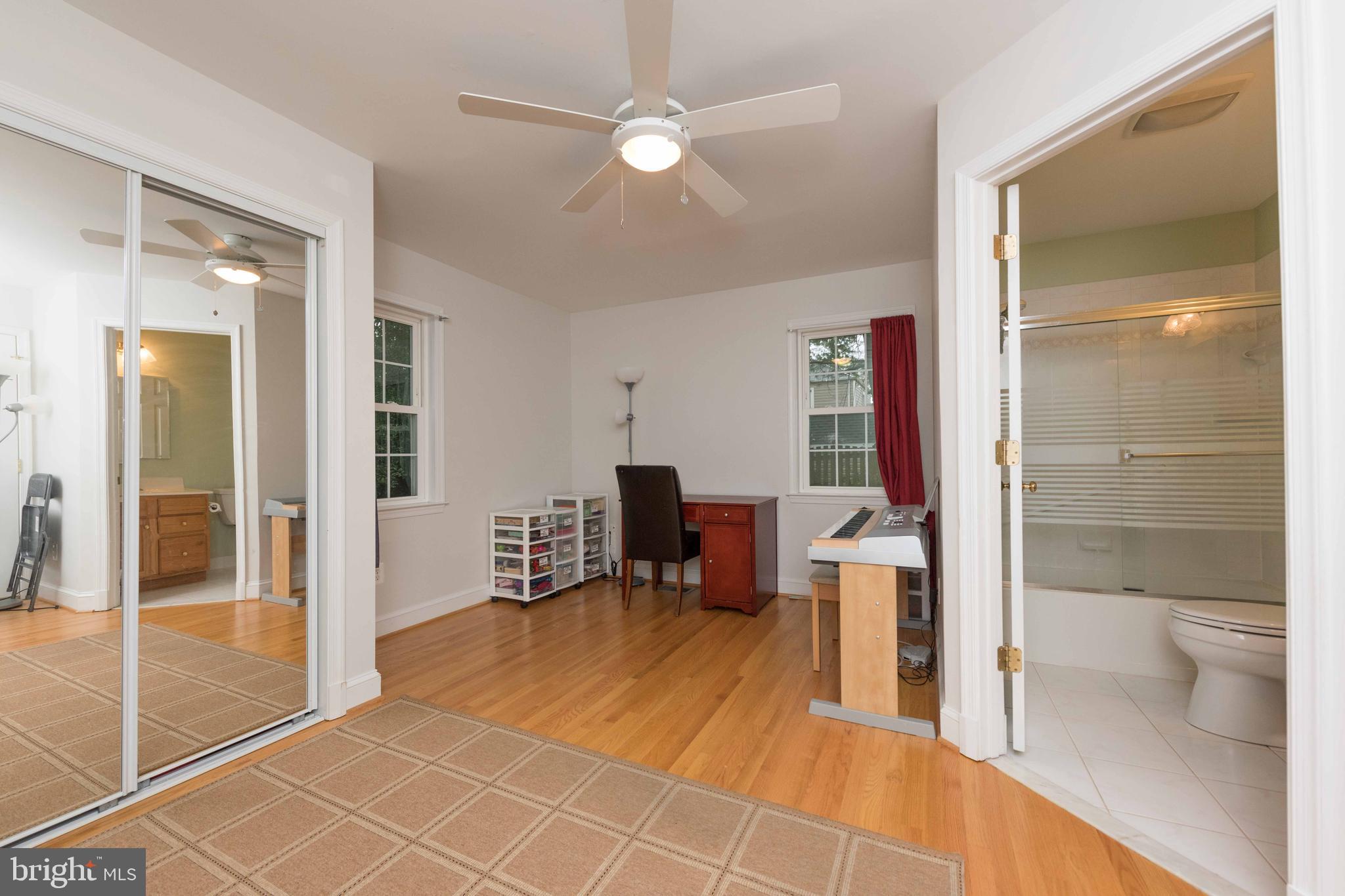 1524 N KENTUCKY STREET