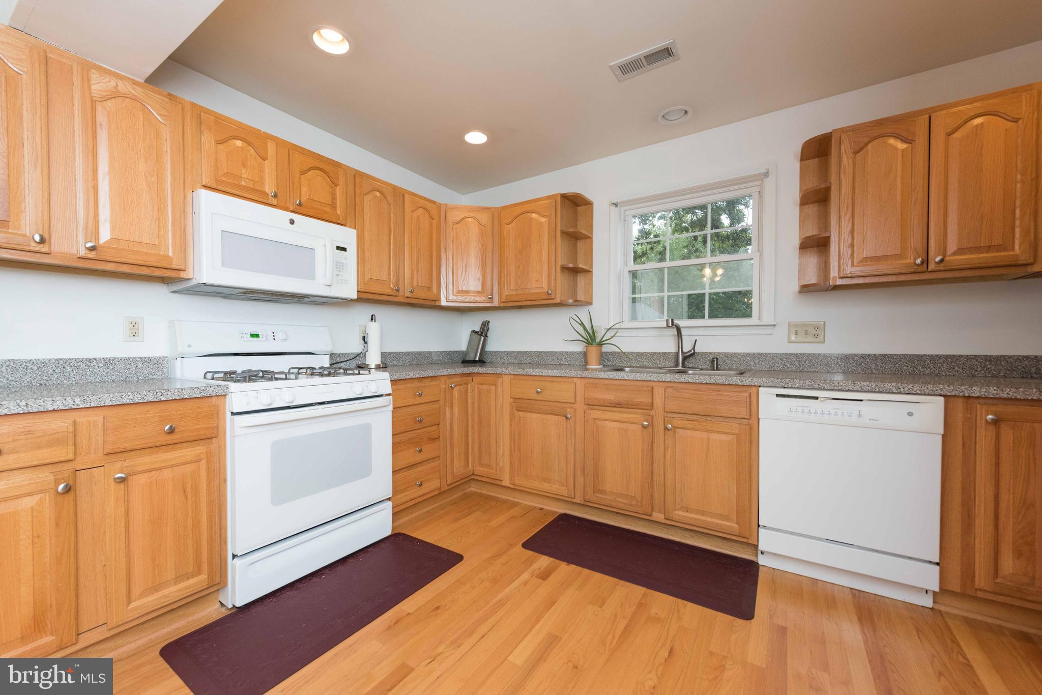 1524 N KENTUCKY STREET