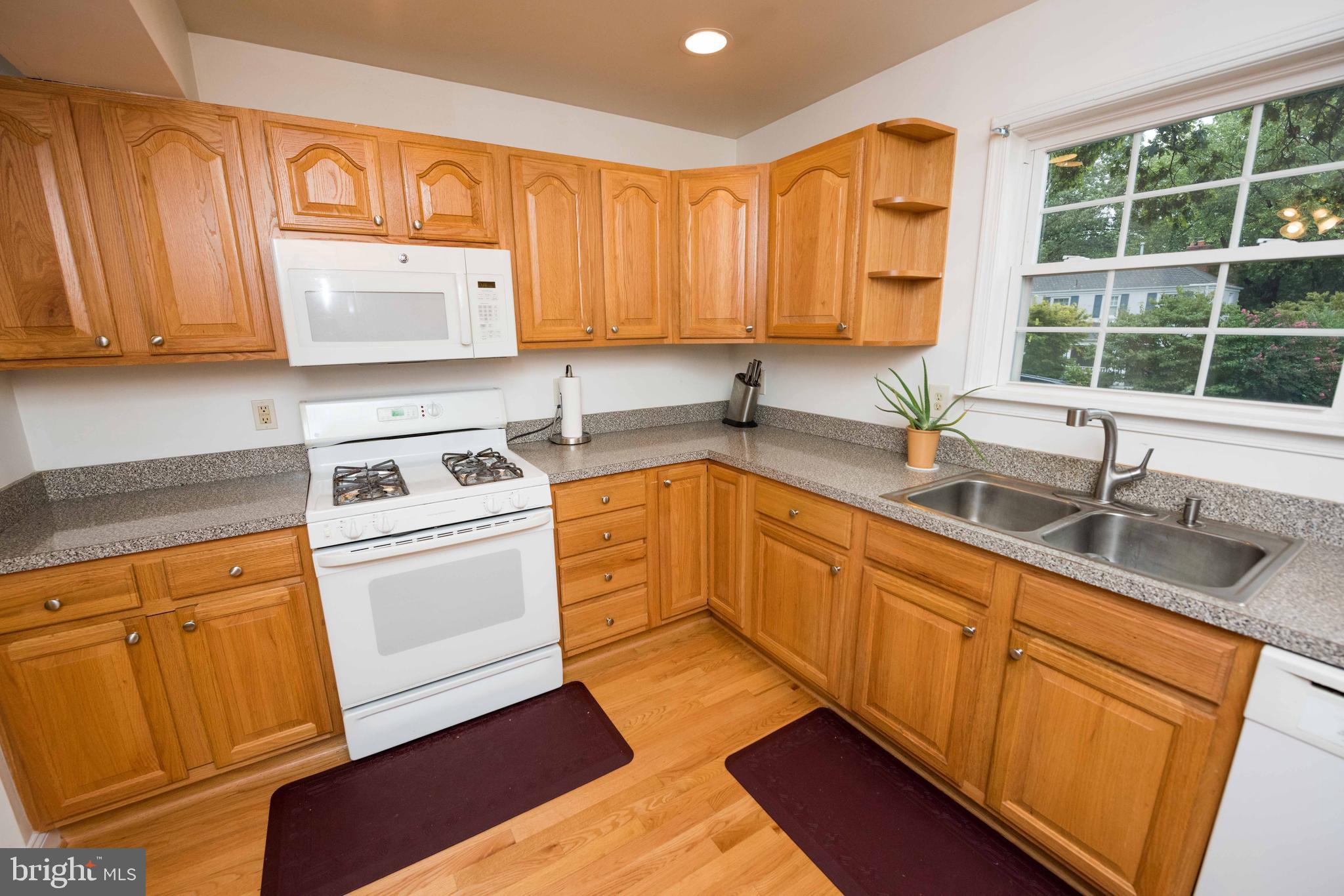 1524 N KENTUCKY STREET