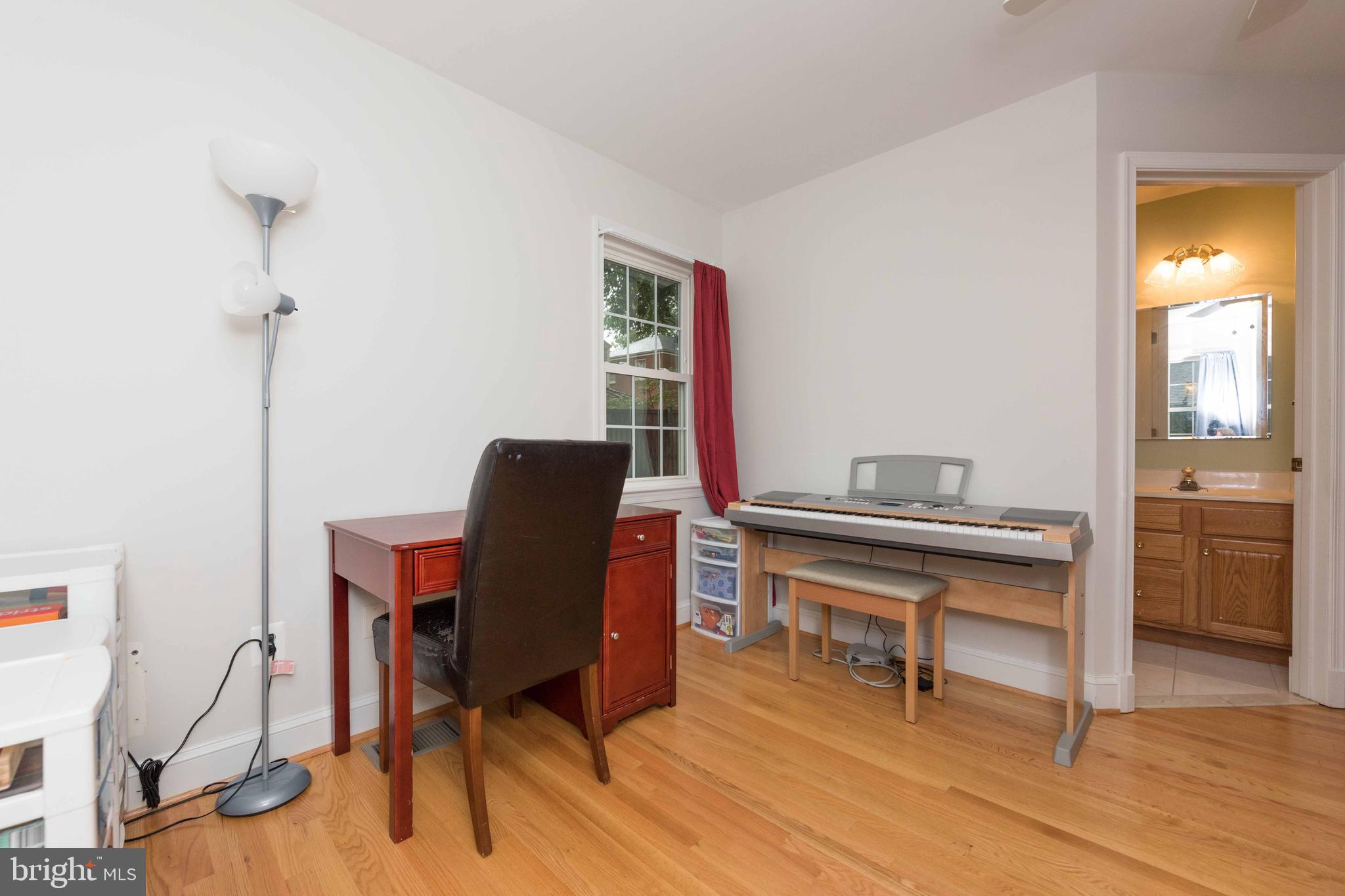 1524 N KENTUCKY STREET