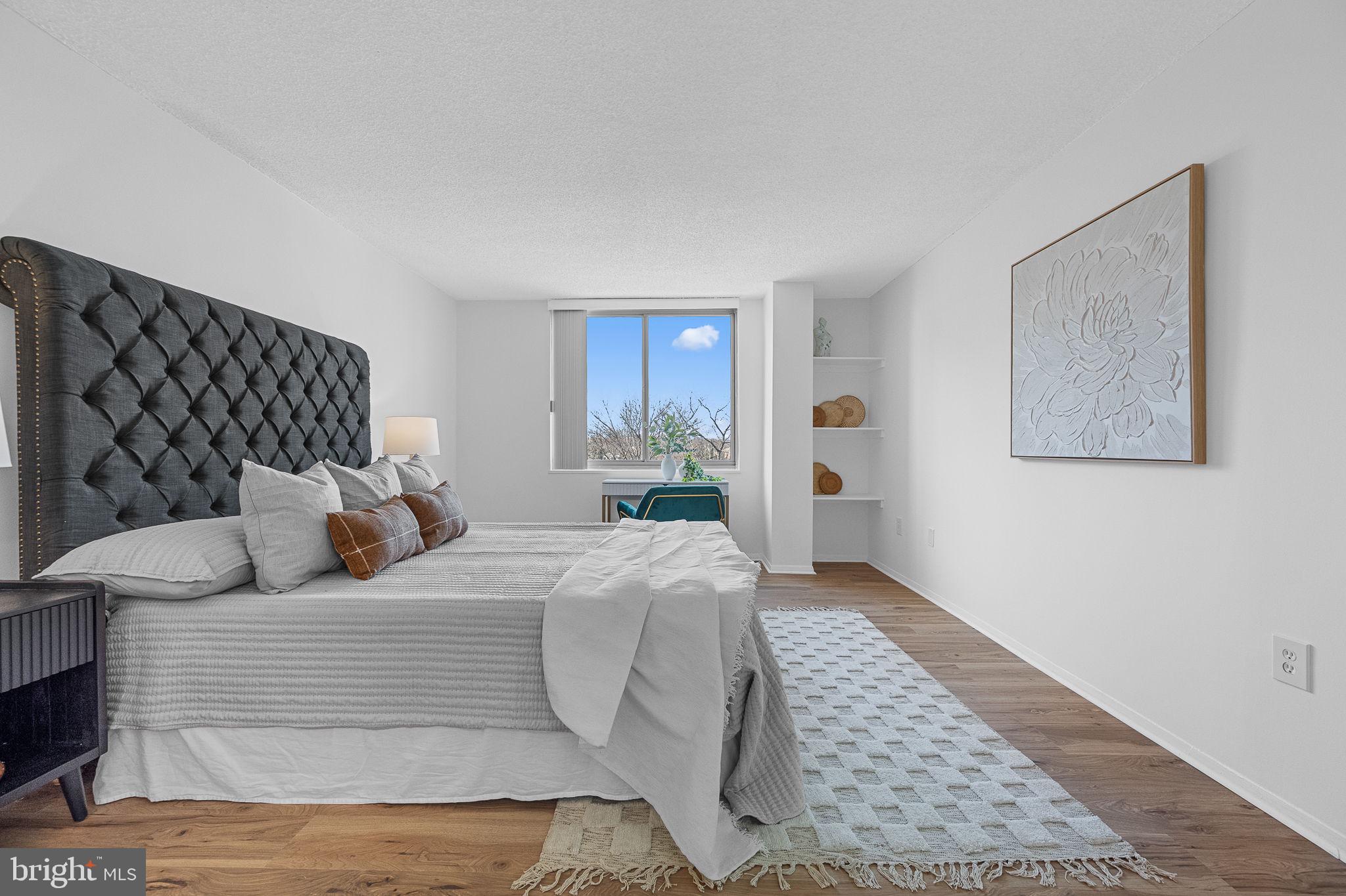 1515 S ARLINGTON RIDGE ROAD 703