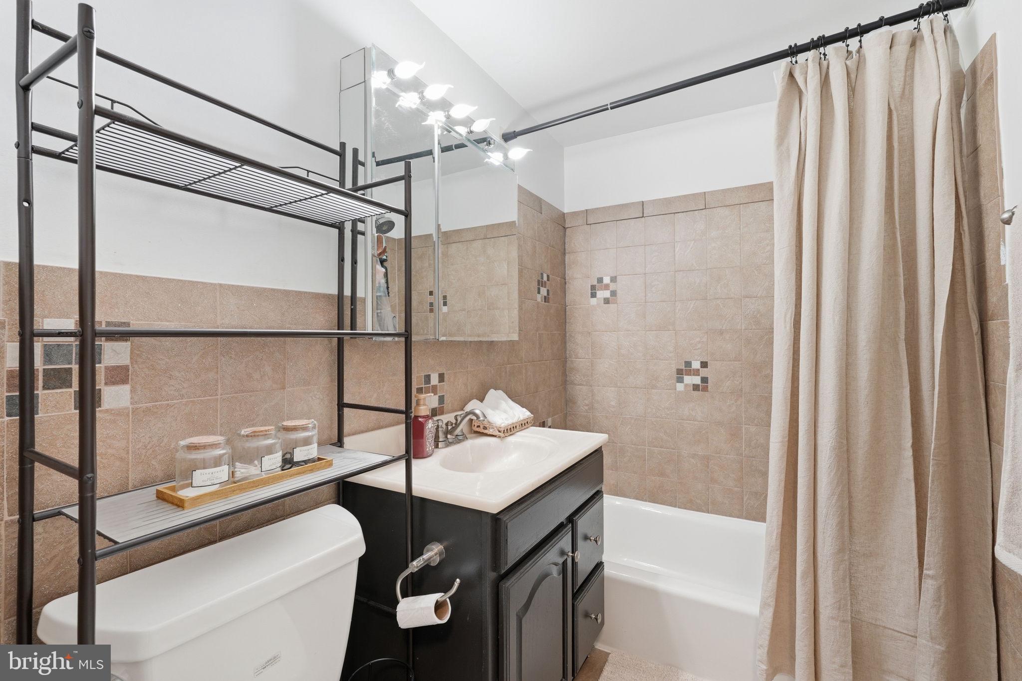 1200 S ARLINGTON RIDGE ROAD 614