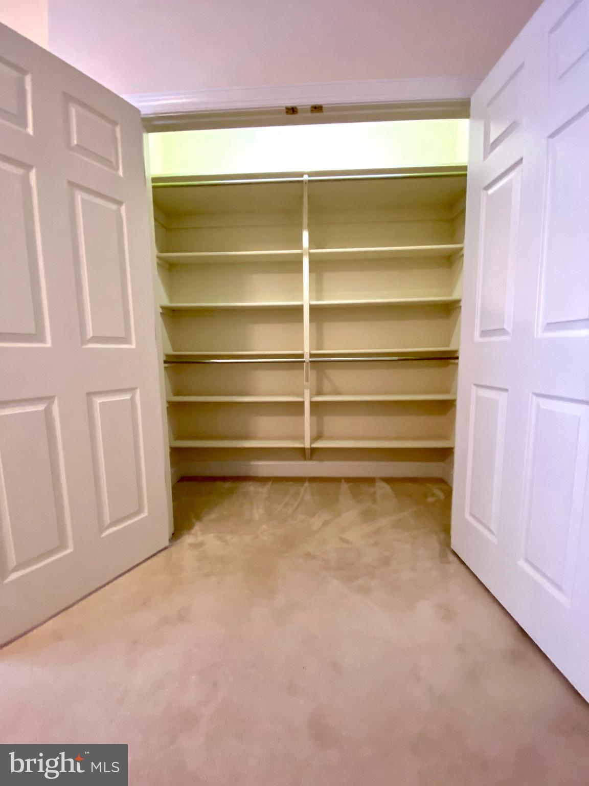 2621 FAIRFAX DRIVE