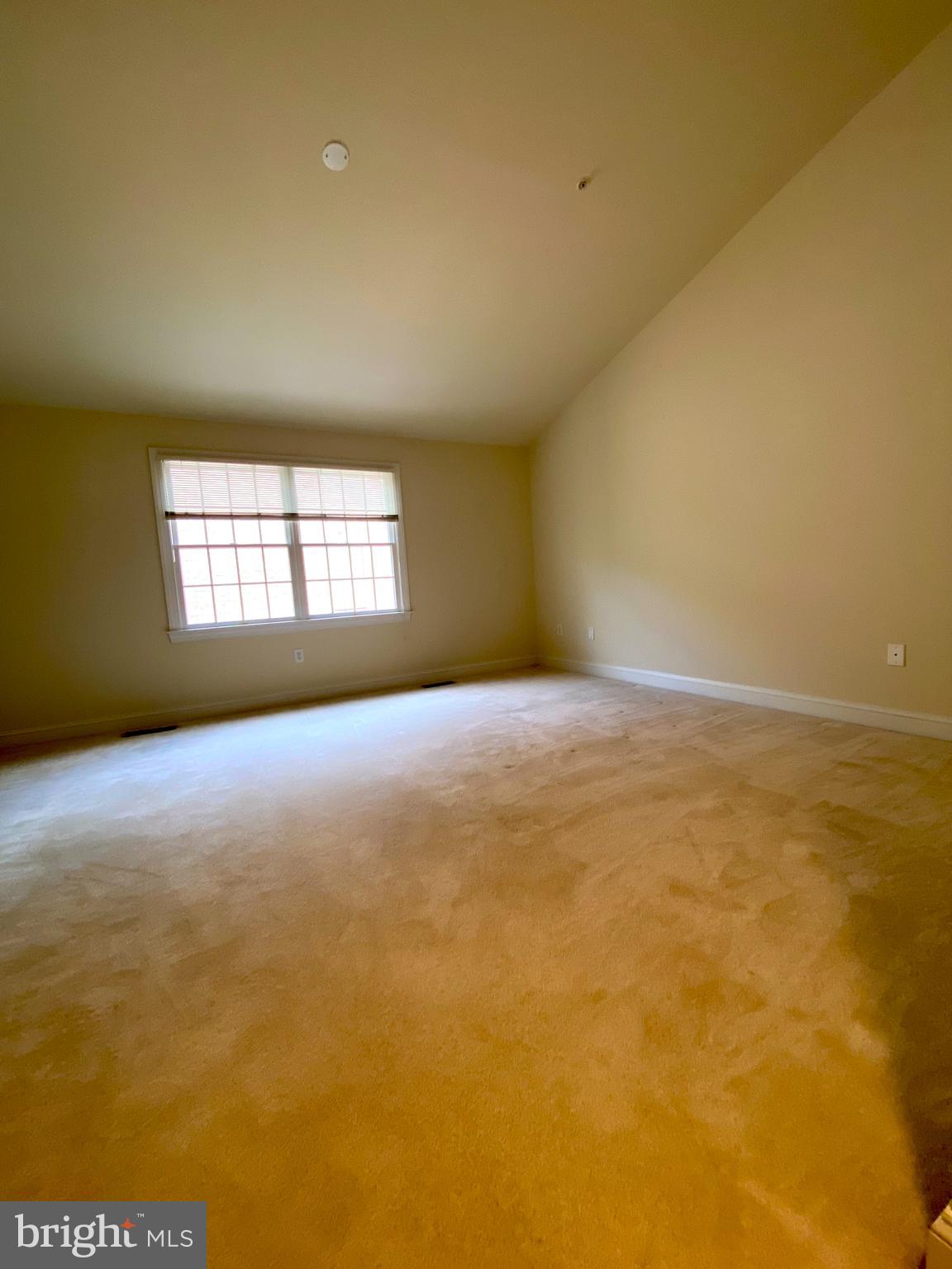2621 FAIRFAX DRIVE