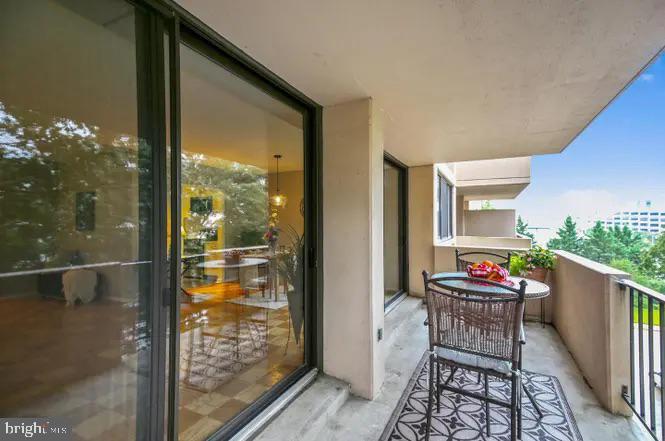 4141 N HENDERSON ROAD Unit: 322