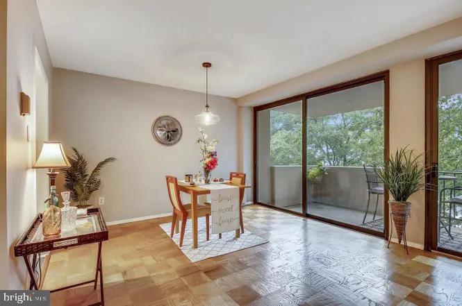 4141 N HENDERSON ROAD Unit: 322