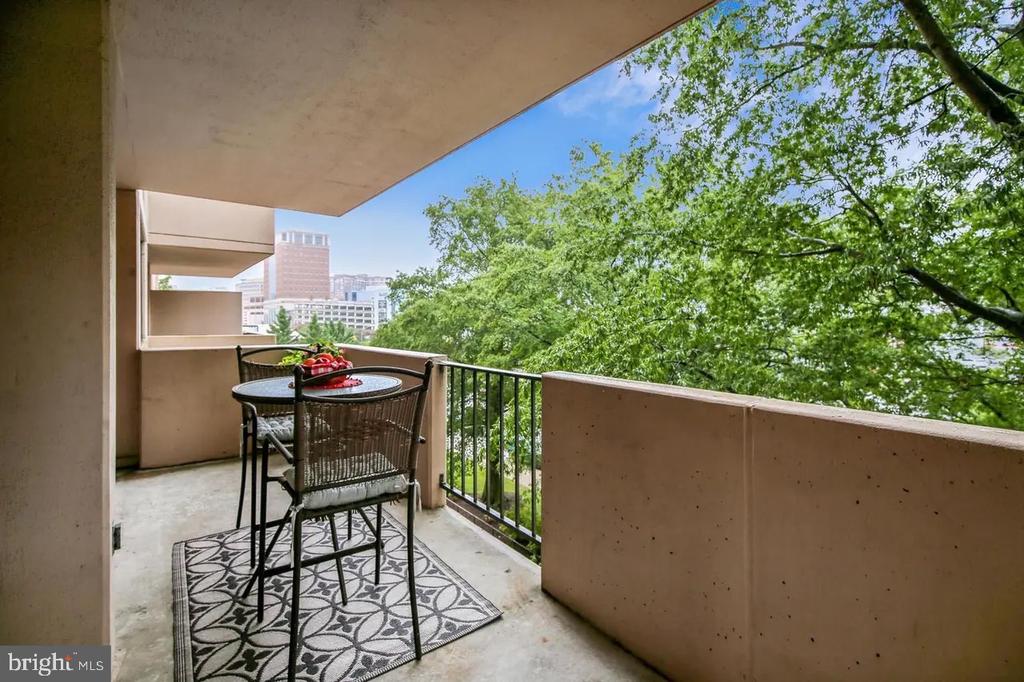 4141 N HENDERSON ROAD Unit: 322