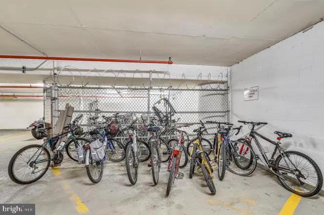 4141 N HENDERSON ROAD Unit: 322