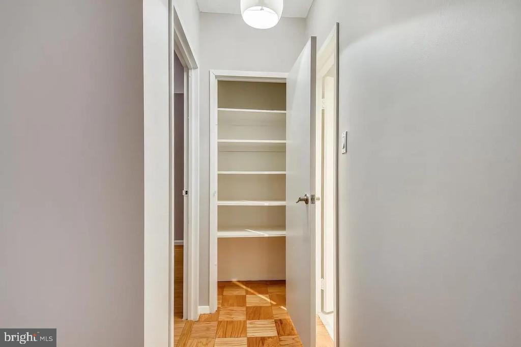 4141 N HENDERSON ROAD Unit: 322