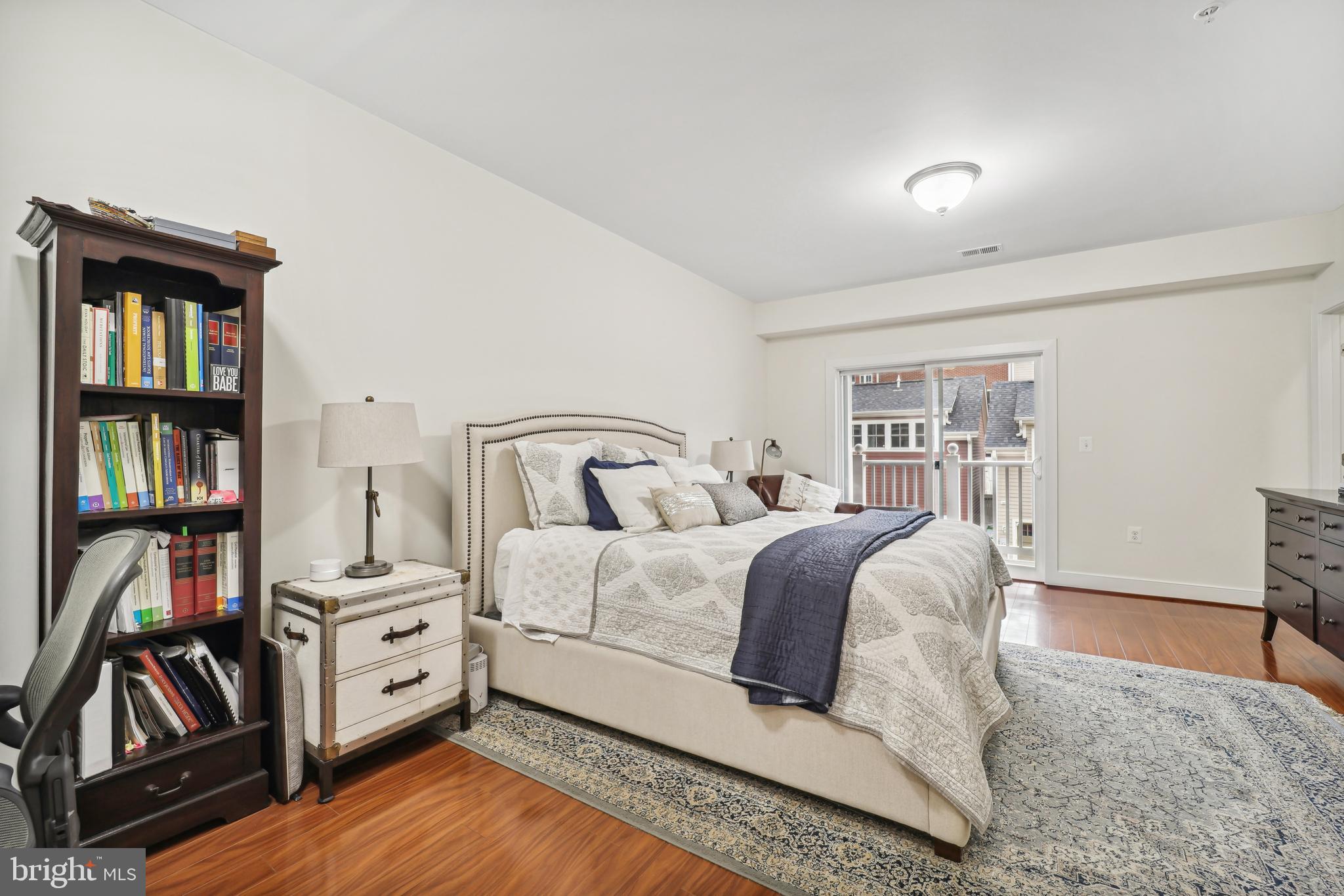 2311 RICHMOND HIGHWAY 101