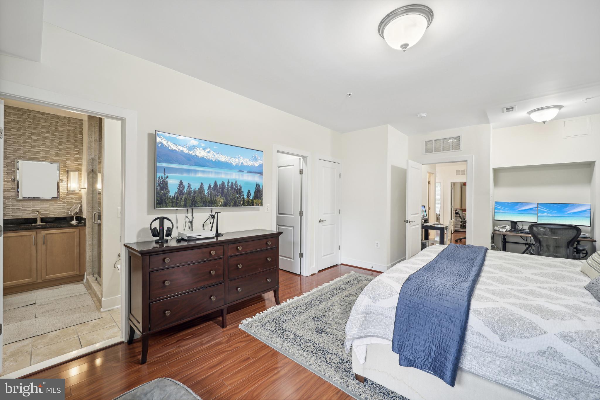 2311 RICHMOND HIGHWAY 101
