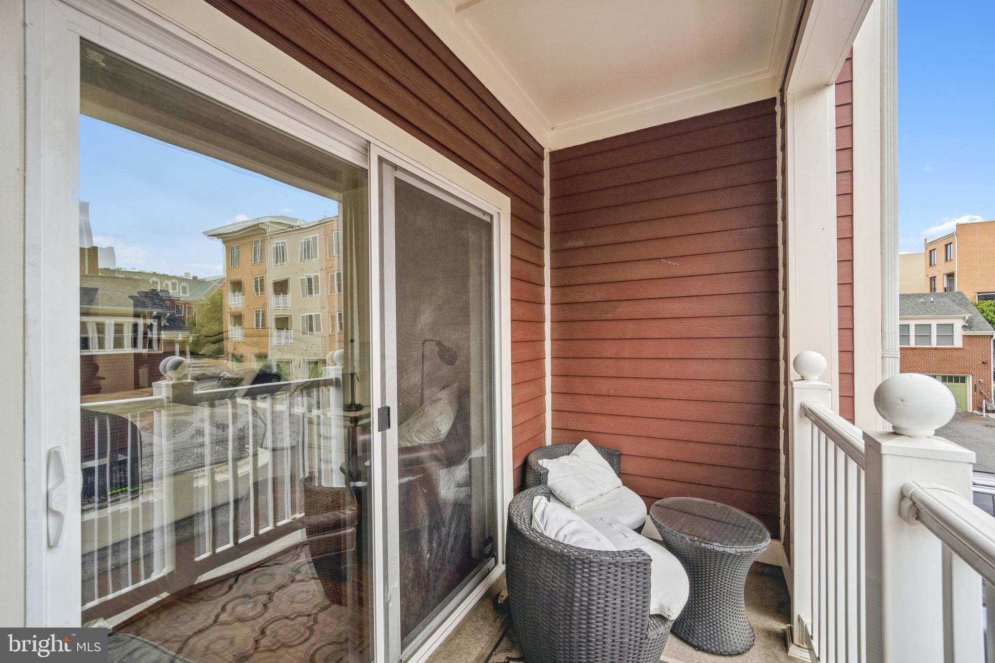 2311 RICHMOND HIGHWAY 101