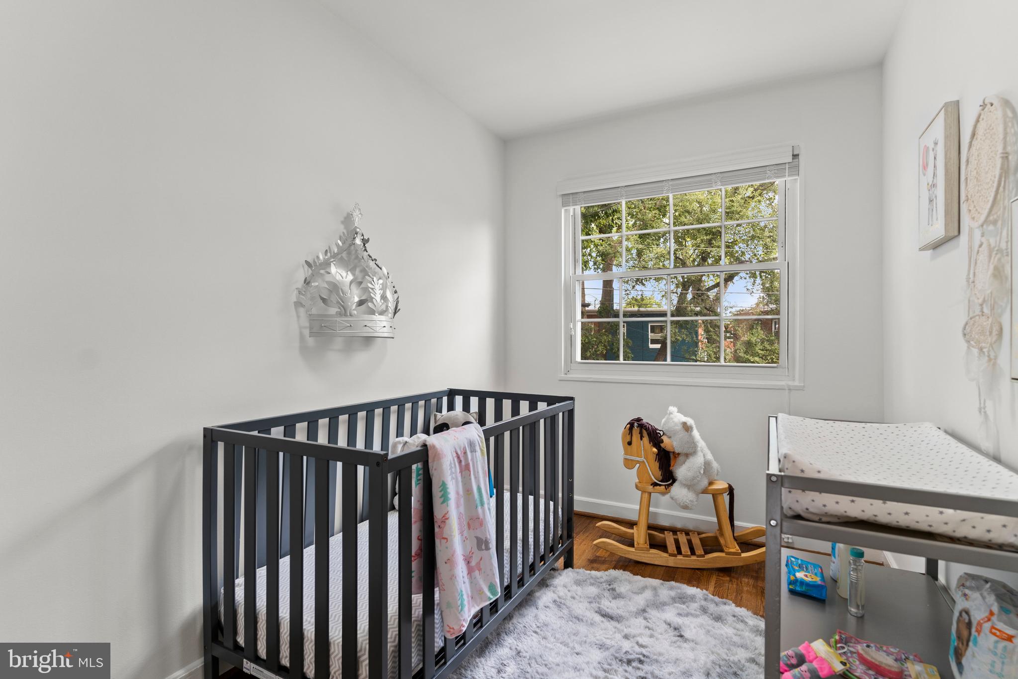41 W REED AVENUE