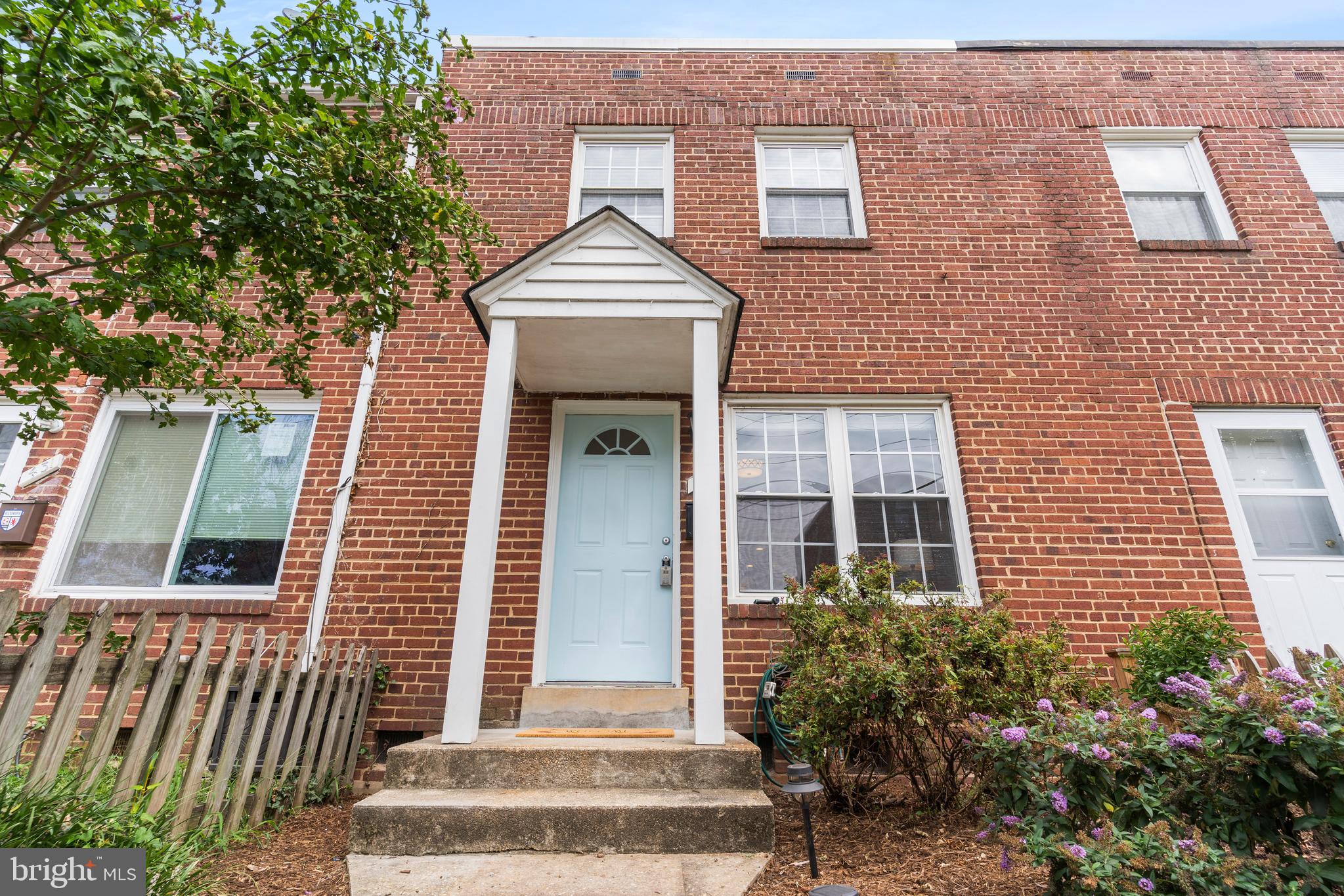41 W REED AVENUE