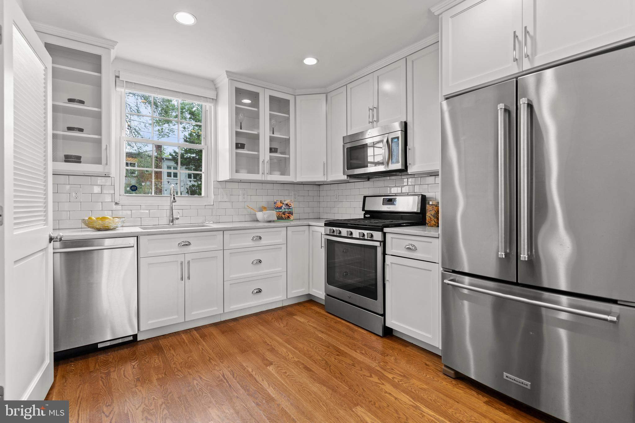 41 W REED AVENUE