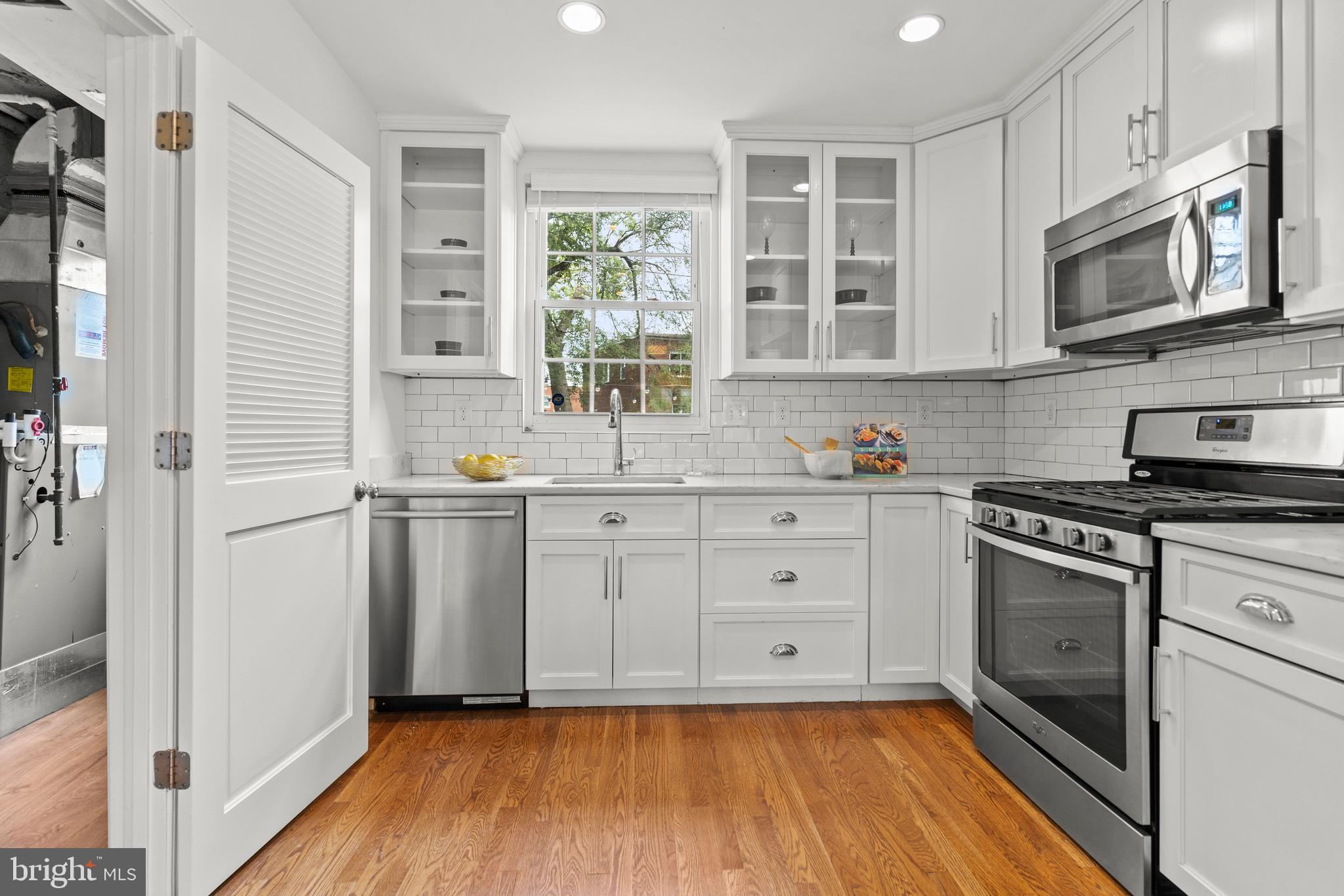 41 W REED AVENUE