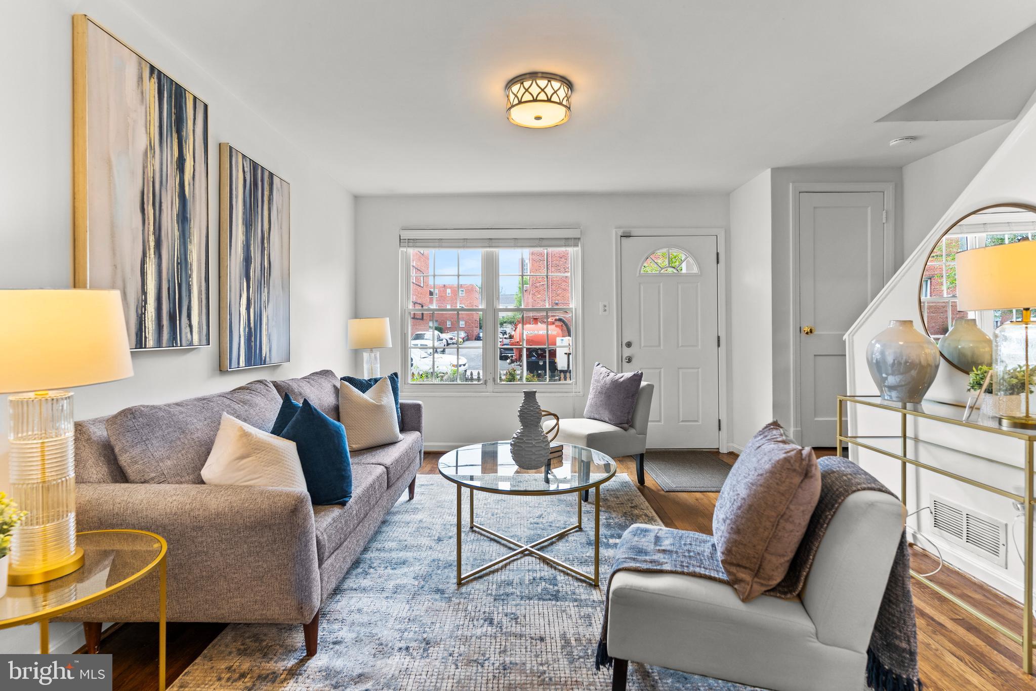 41 W REED AVENUE
