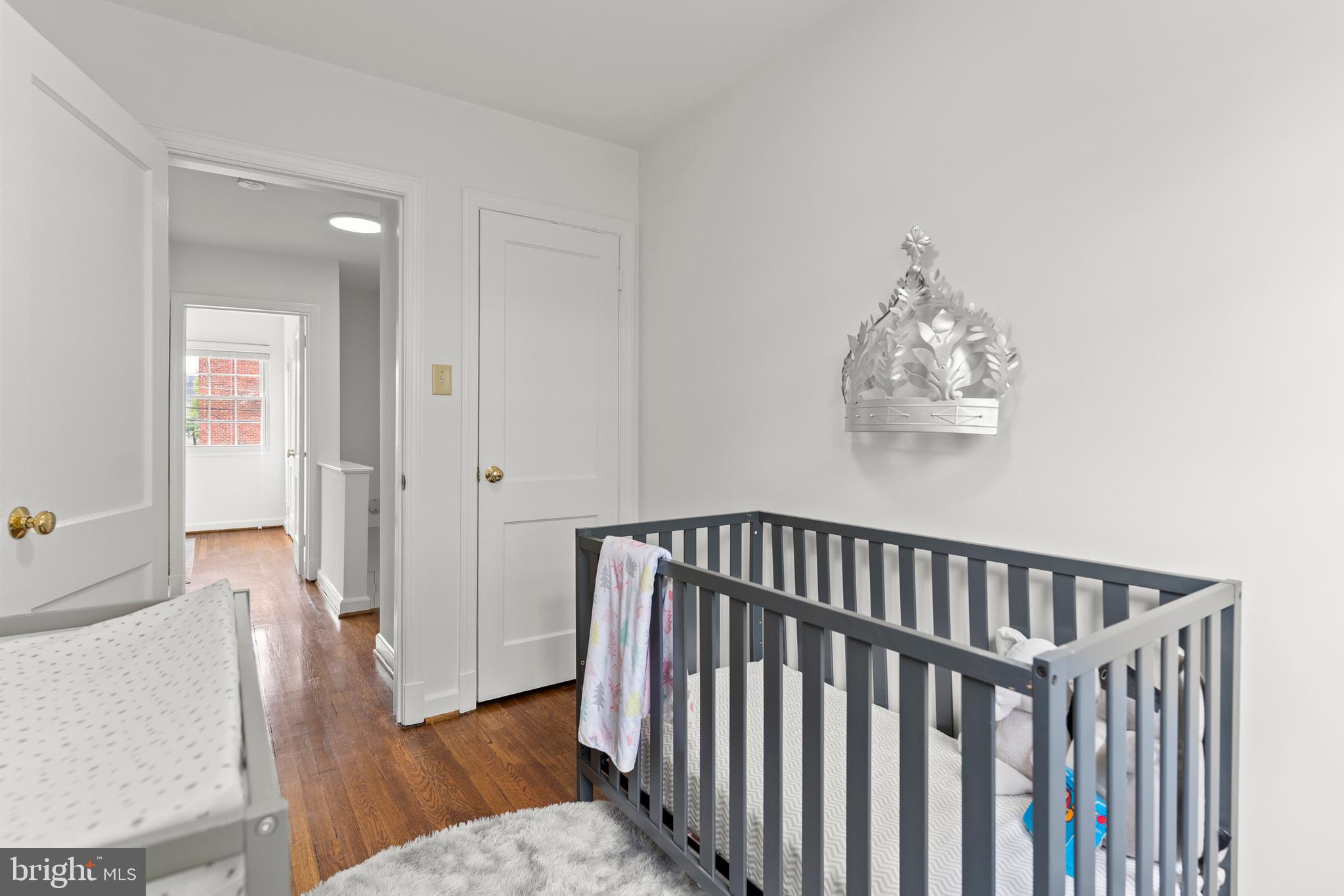 41 W REED AVENUE