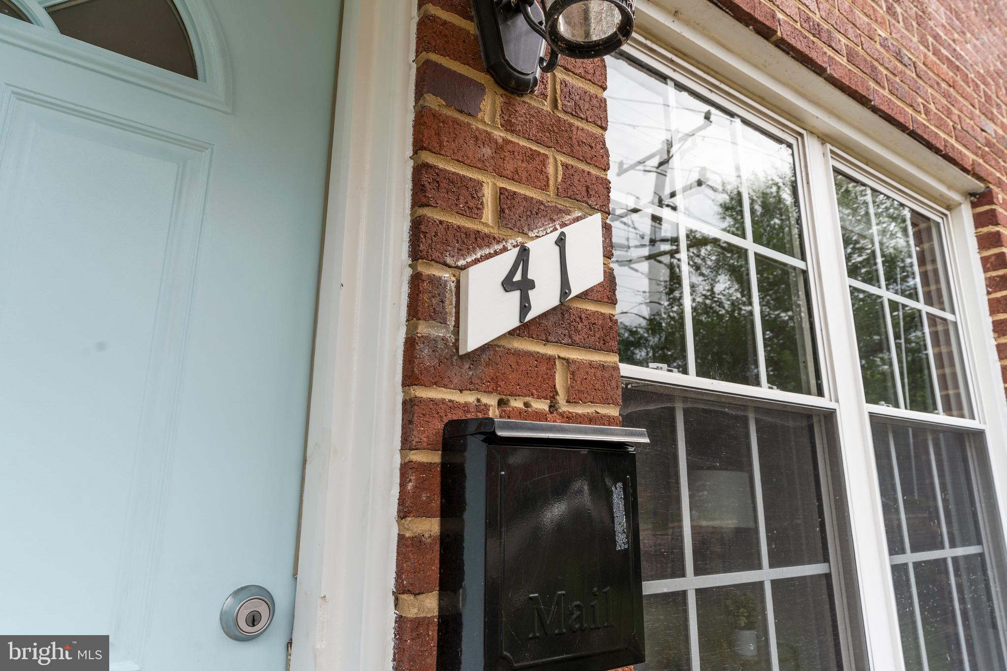 41 W REED AVENUE