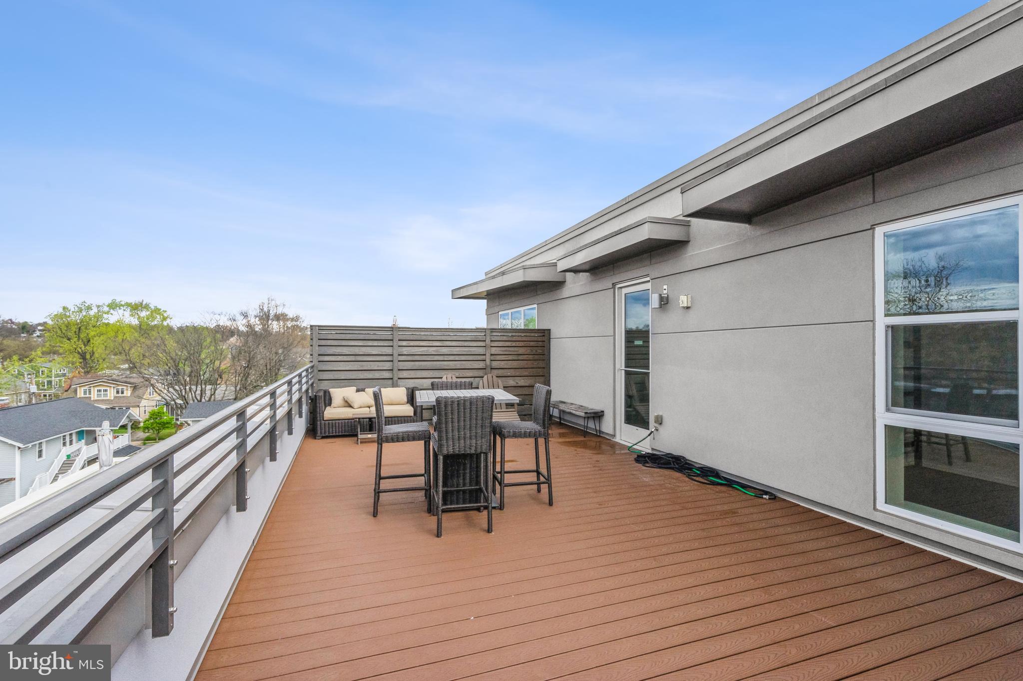 1800 MOUNT VERNON AVENUE 401