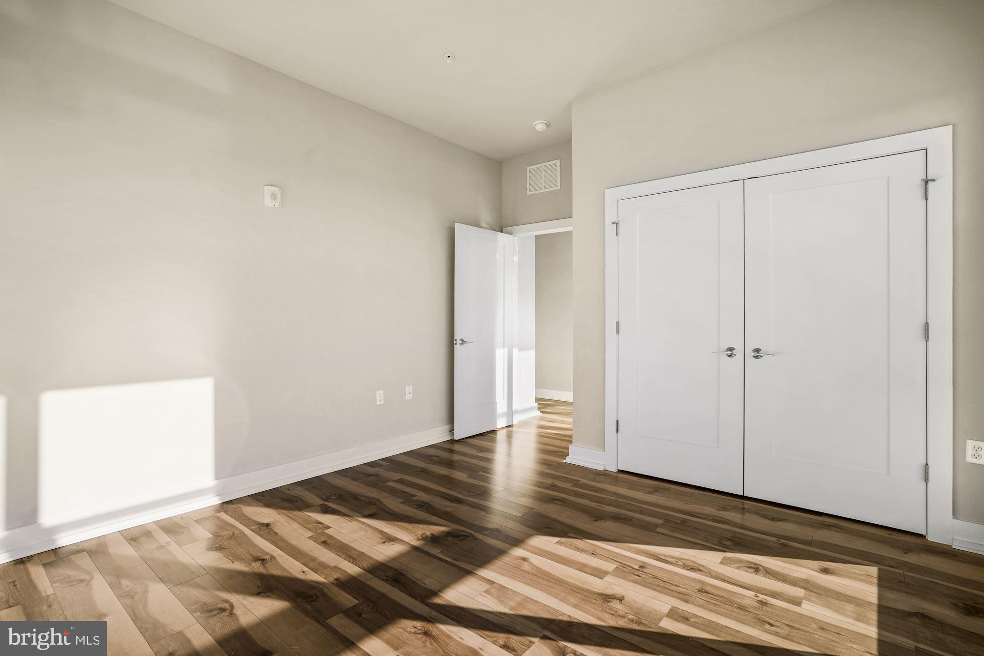 1800 MOUNT VERNON AVENUE 401