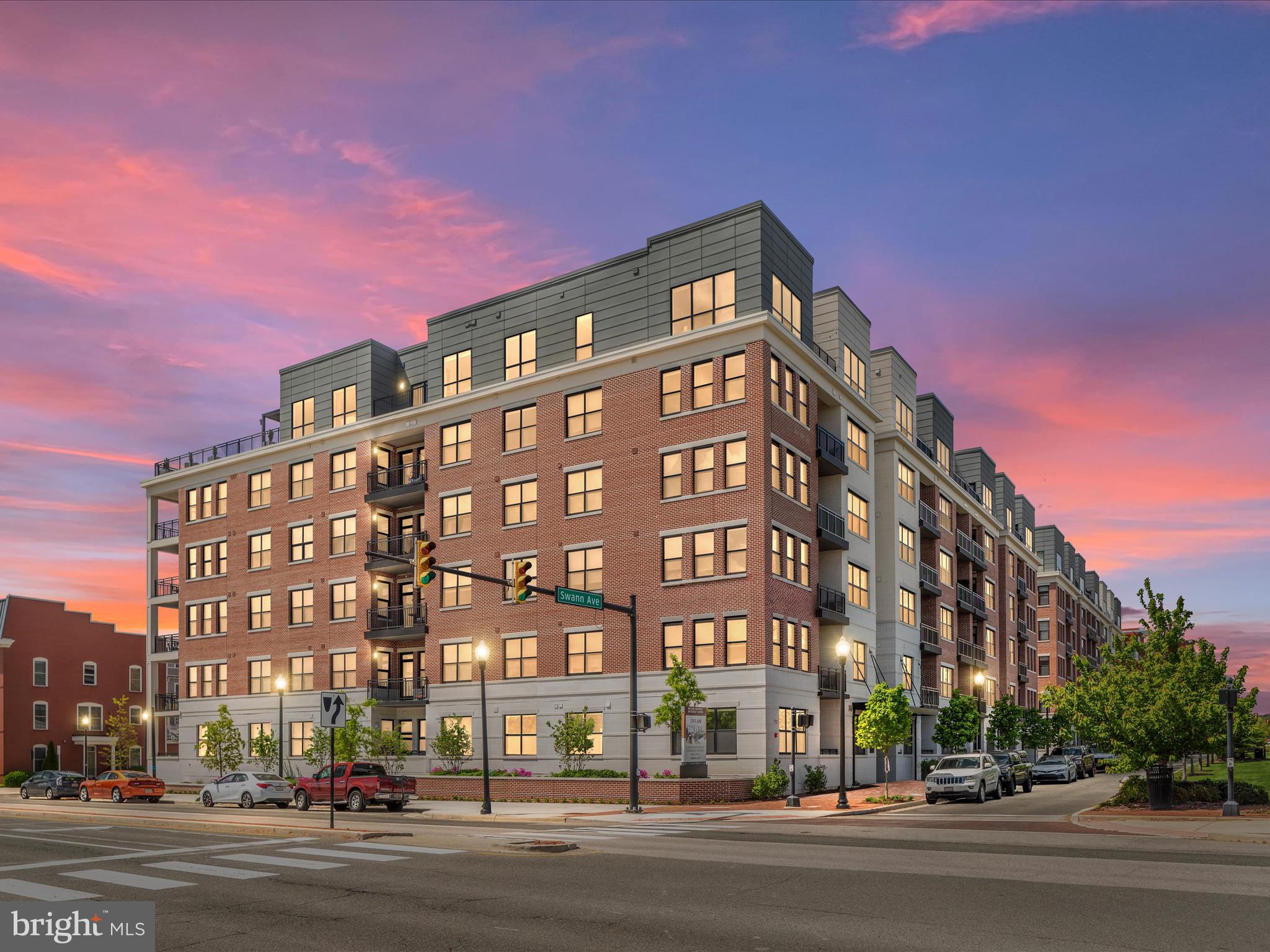 737 SWANN AVENUE 401