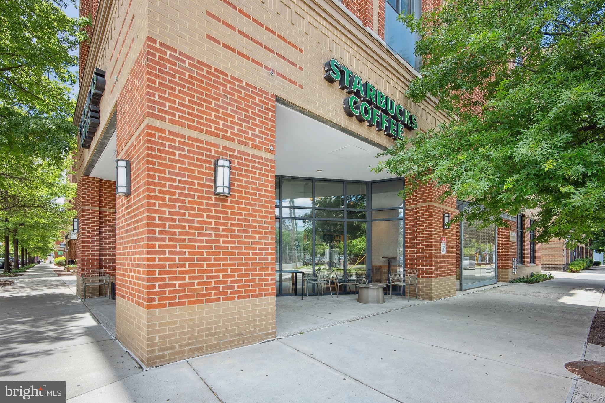 1111 ORONOCO STREET 525