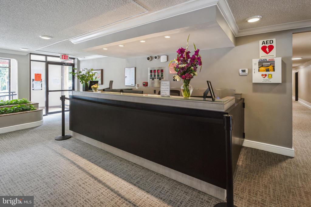 2500 N VAN DORN STREET 1021