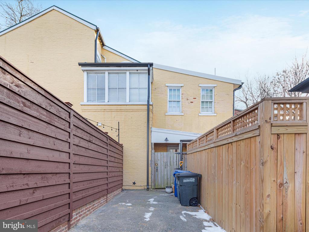 126 N PATRICK STREET