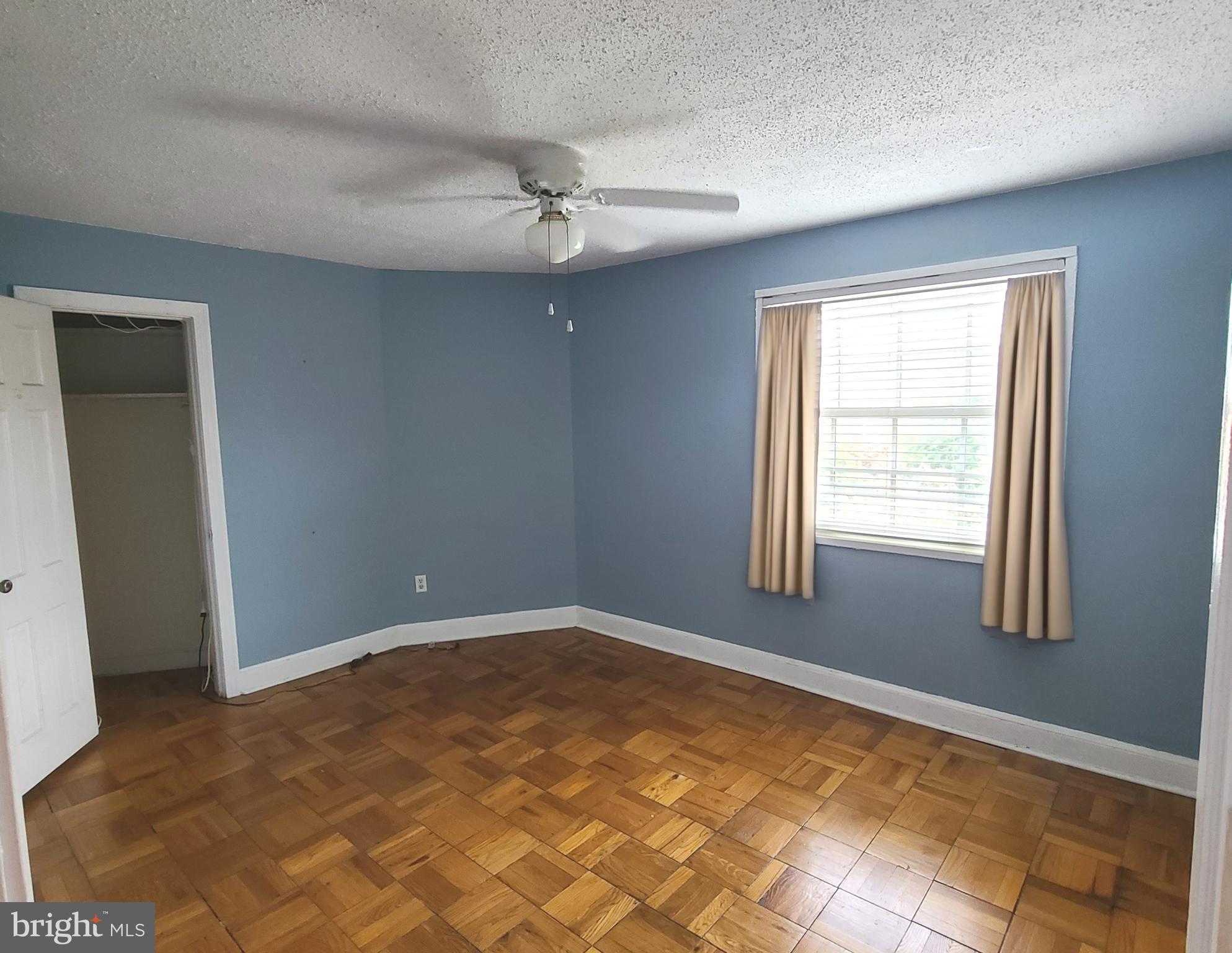 1708 W ABINGDON DRIVE 302