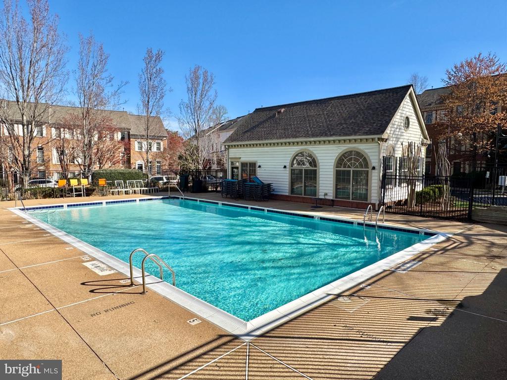 4675 LAWTON WAY 301