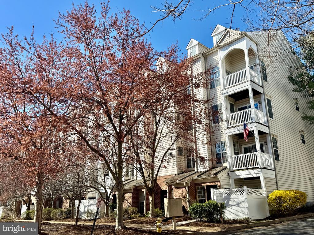 4675 LAWTON WAY 301