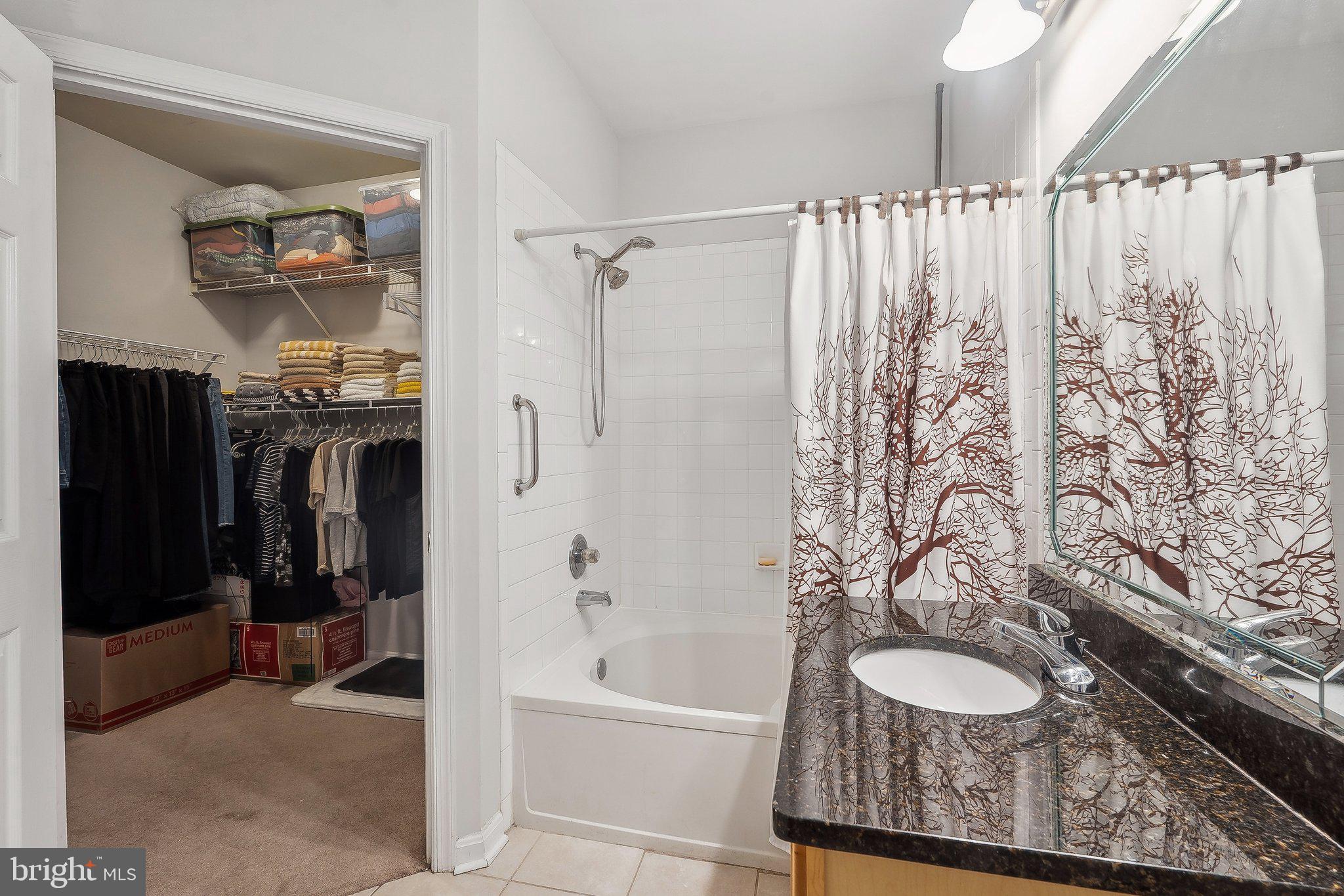 4560 STRUTFIELD LANE 1212