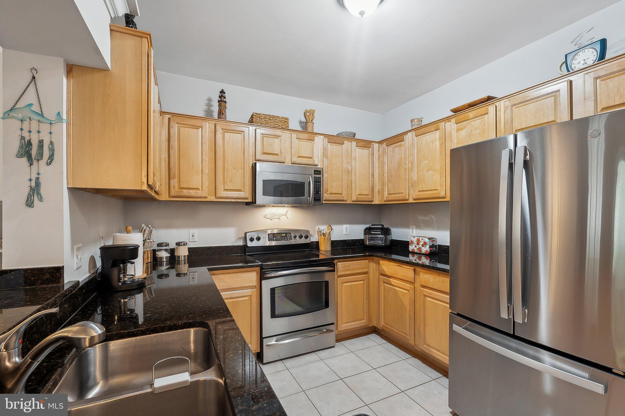 4560 STRUTFIELD LANE 1212