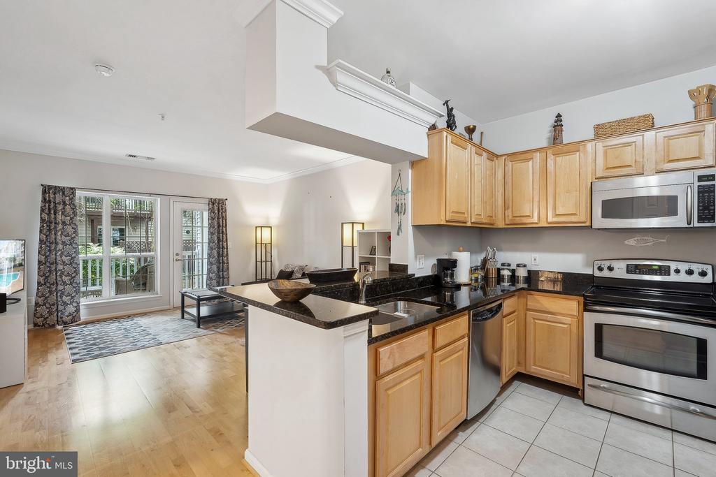 4560 STRUTFIELD LANE 1212