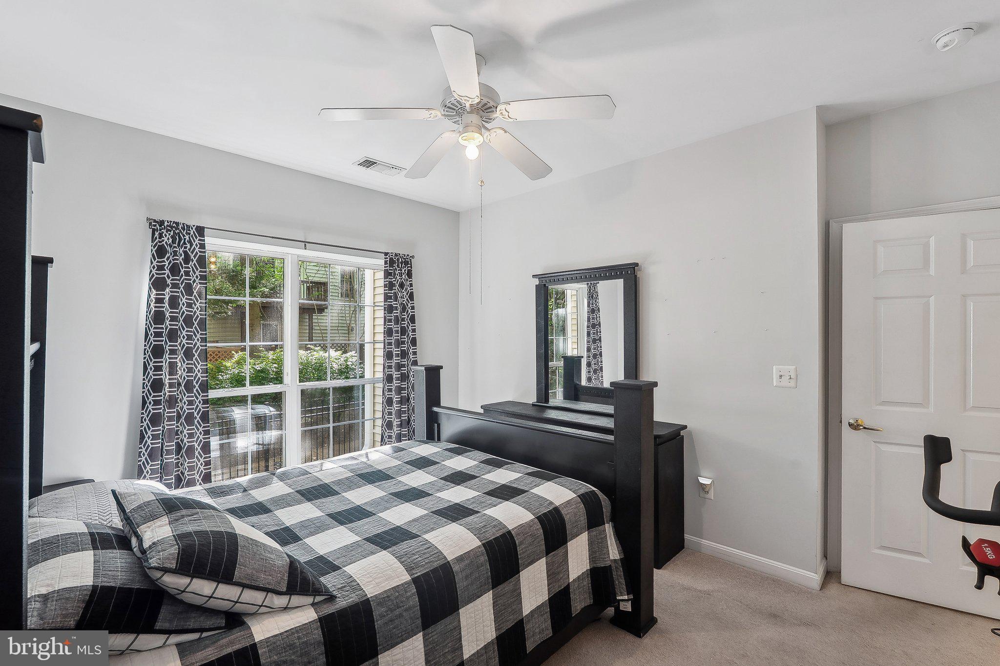 4560 STRUTFIELD LANE 1212
