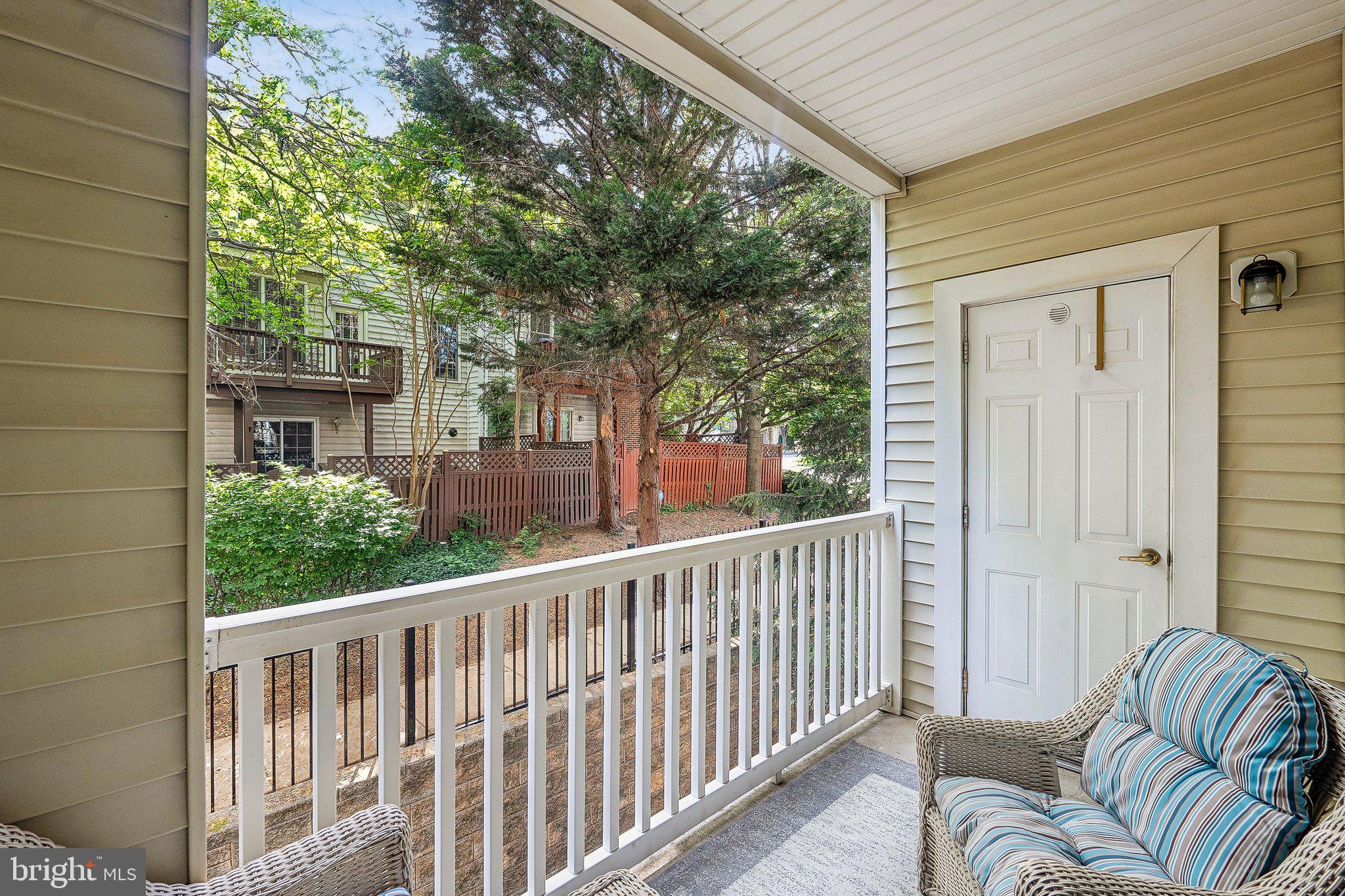 4560 STRUTFIELD LANE 1212