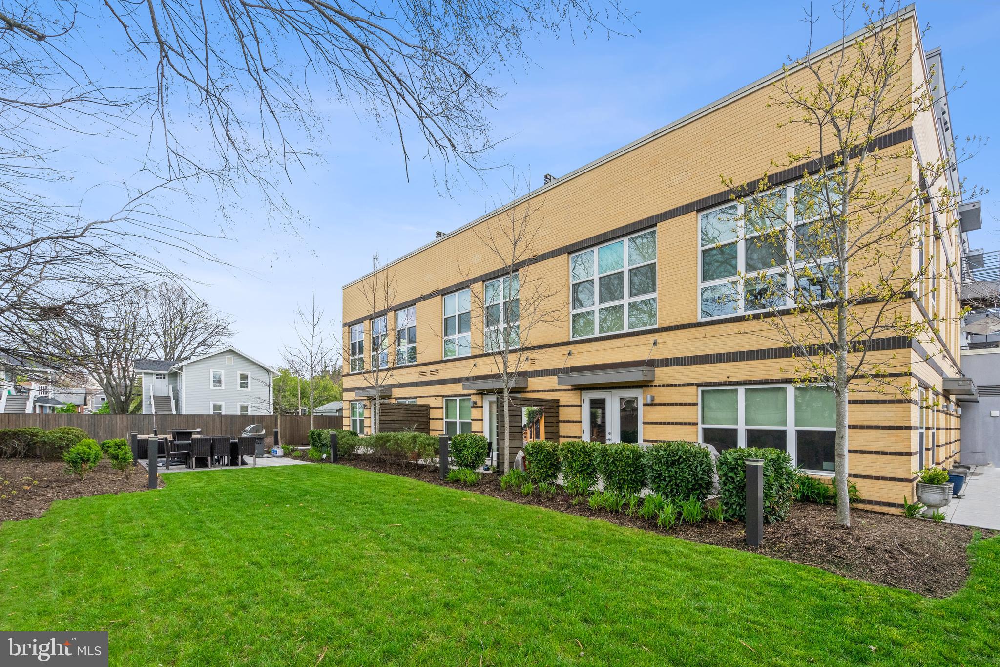 1800 MOUNT VERNON AVENUE 308