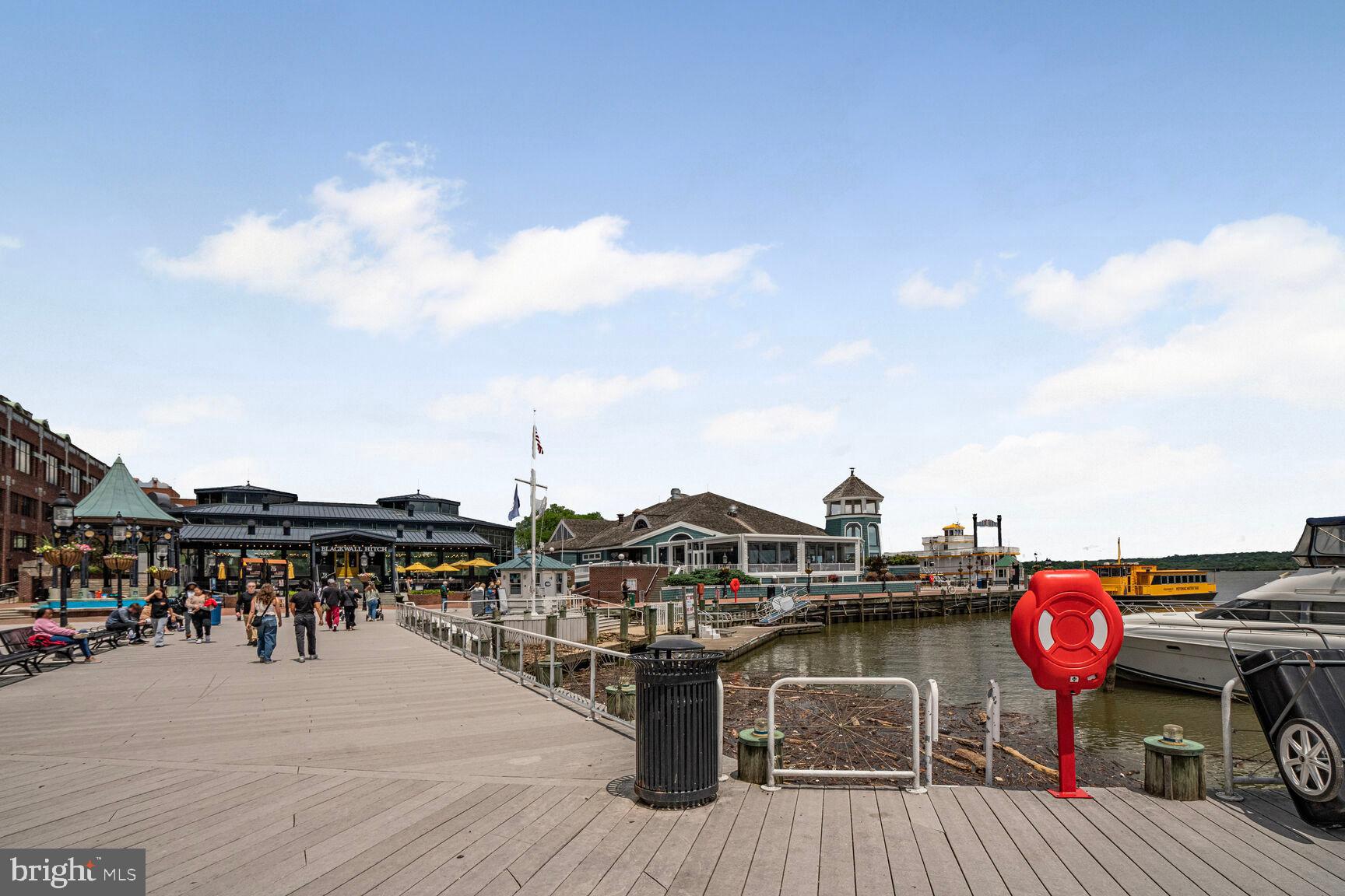 545 E BRADDOCK ROAD 601