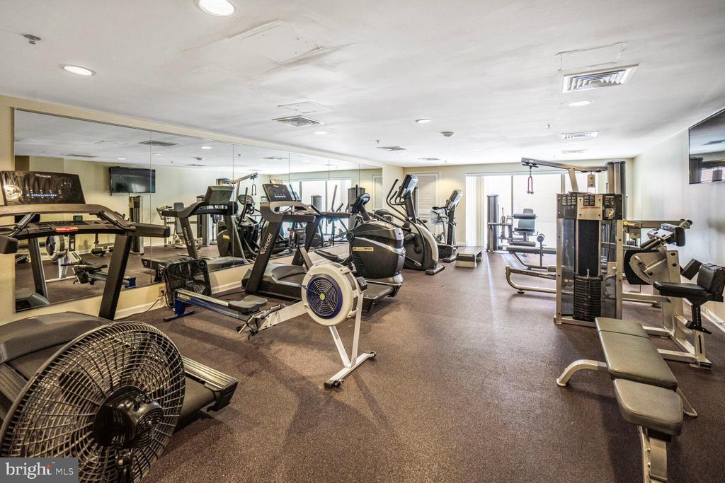 545 E BRADDOCK ROAD 601