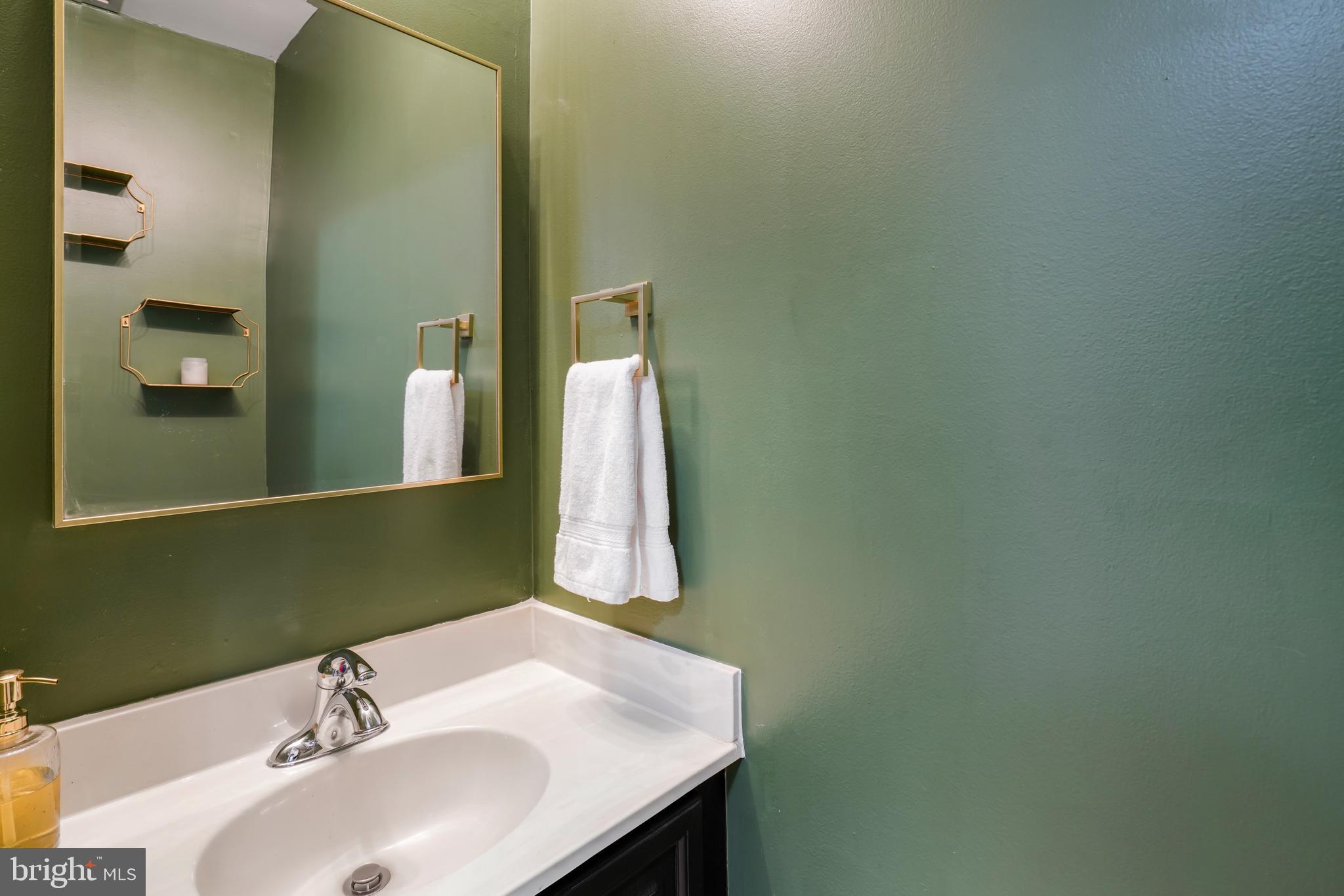 545 E BRADDOCK ROAD 601