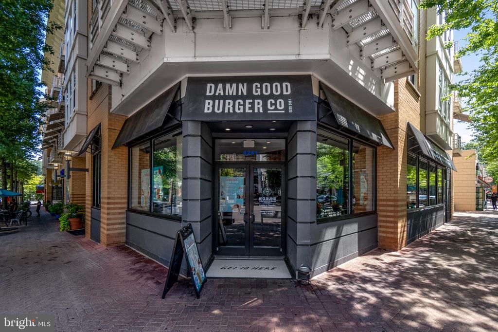 3313 WYNDHAM CIRCLE 1214