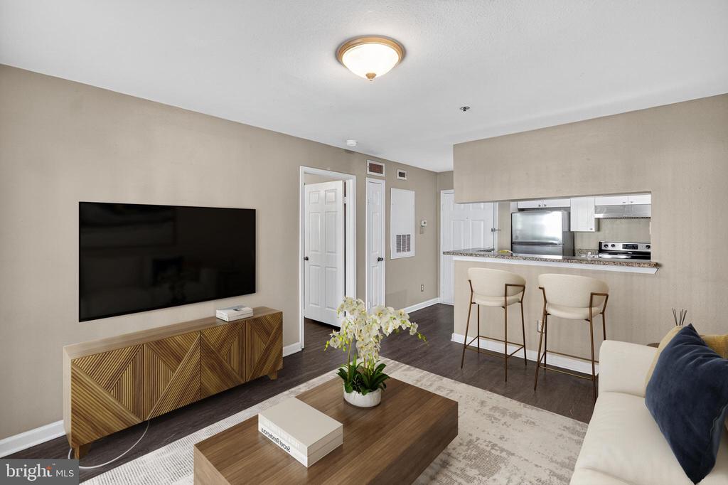 3313 WYNDHAM CIRCLE 1214
