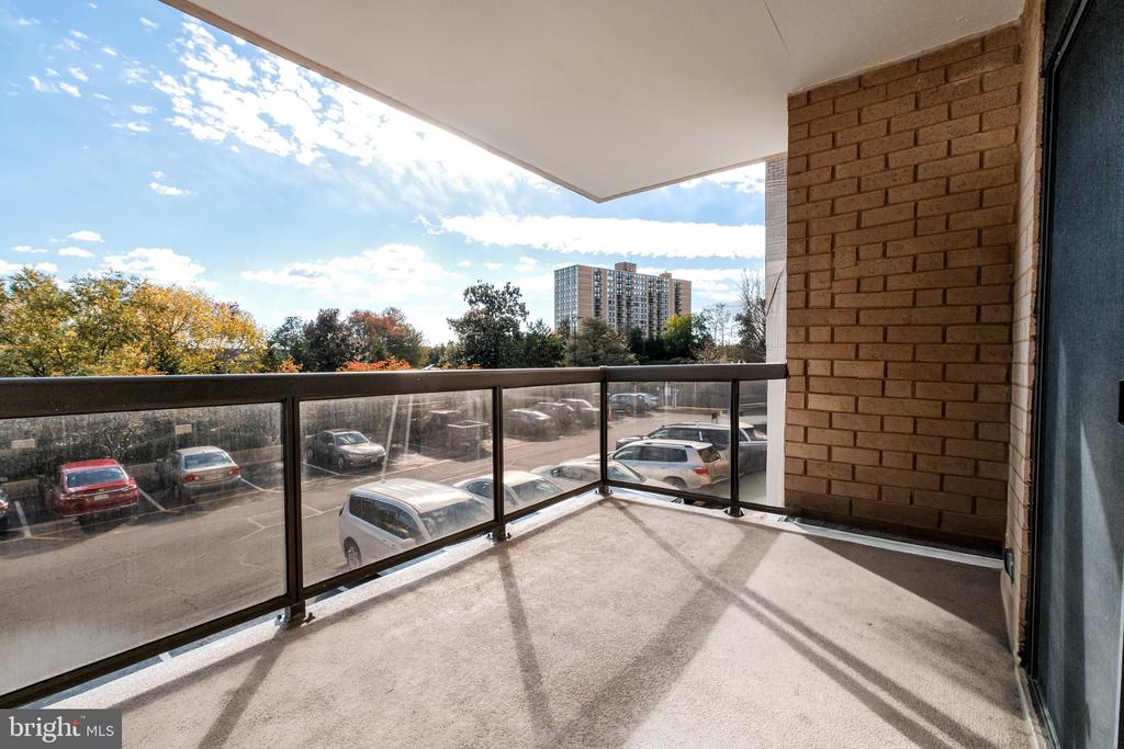 205 YOAKUM PARKWAY 209