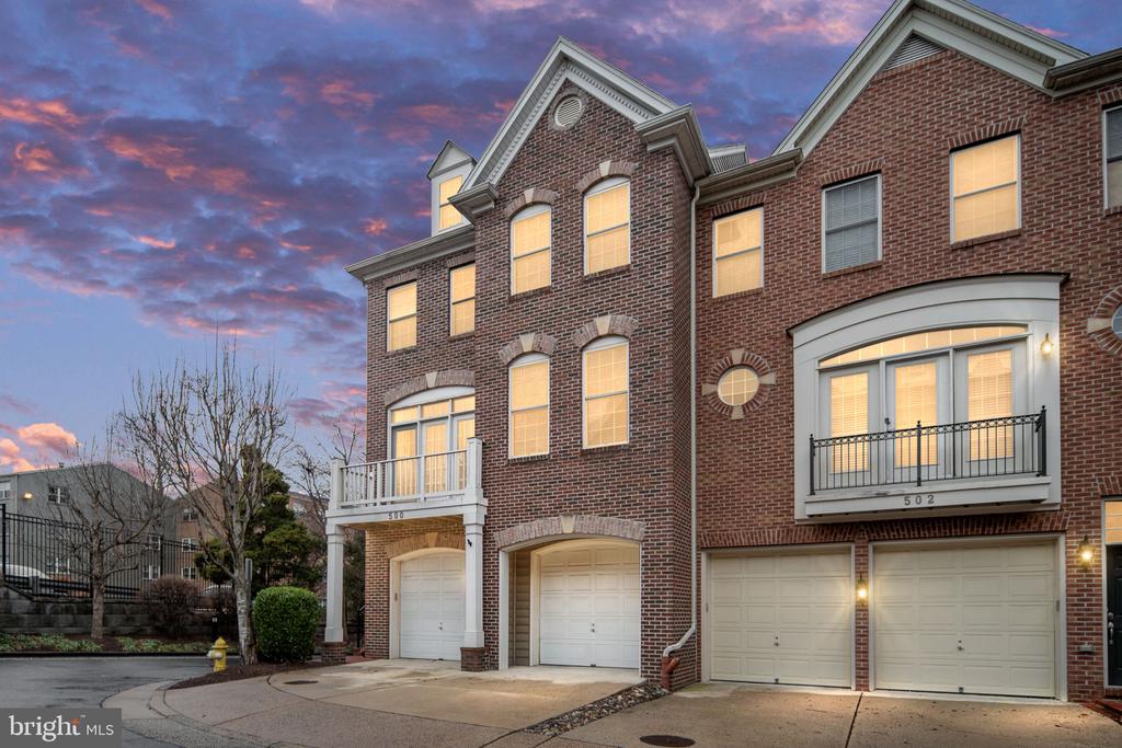 500 TRIADELPHIA WAY