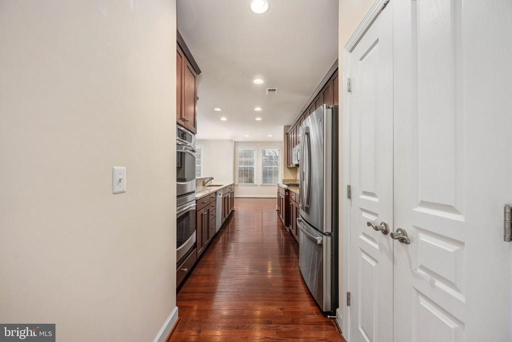 500 TRIADELPHIA WAY