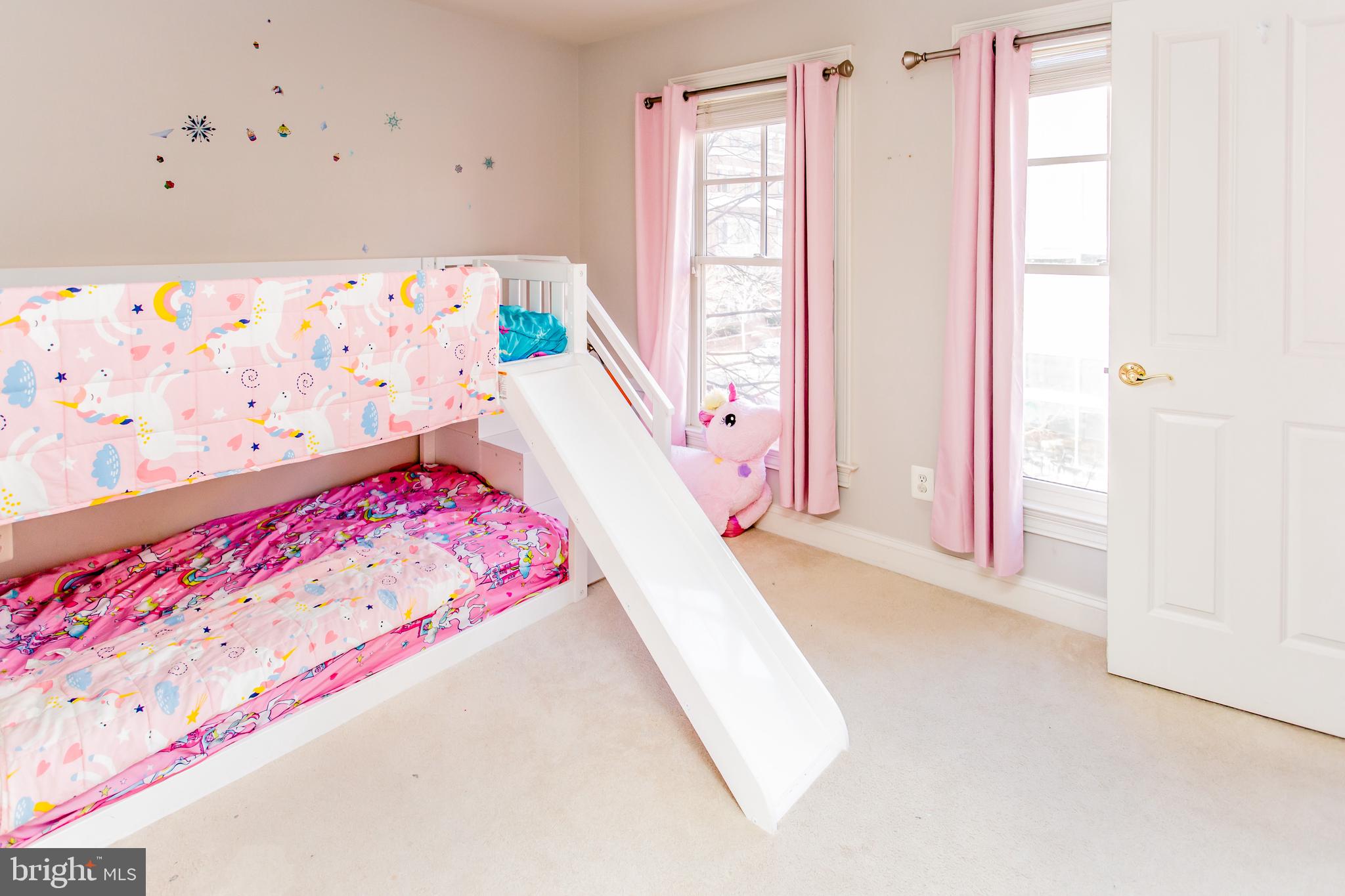 428 JOHN CARLYLE STREET