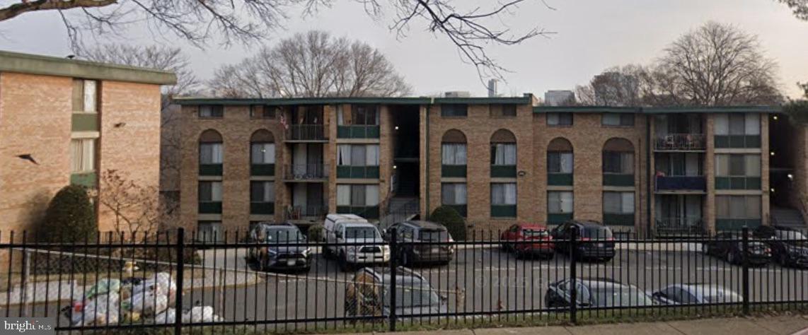 503 N ARMISTEAD STREET N 201