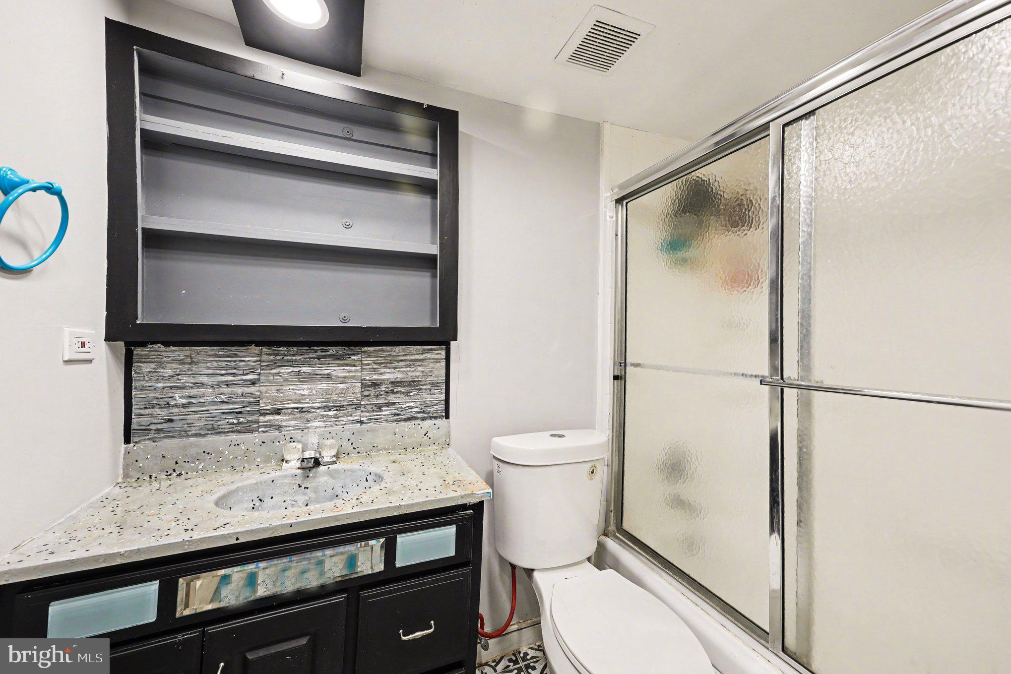 503 N ARMISTEAD STREET N 201